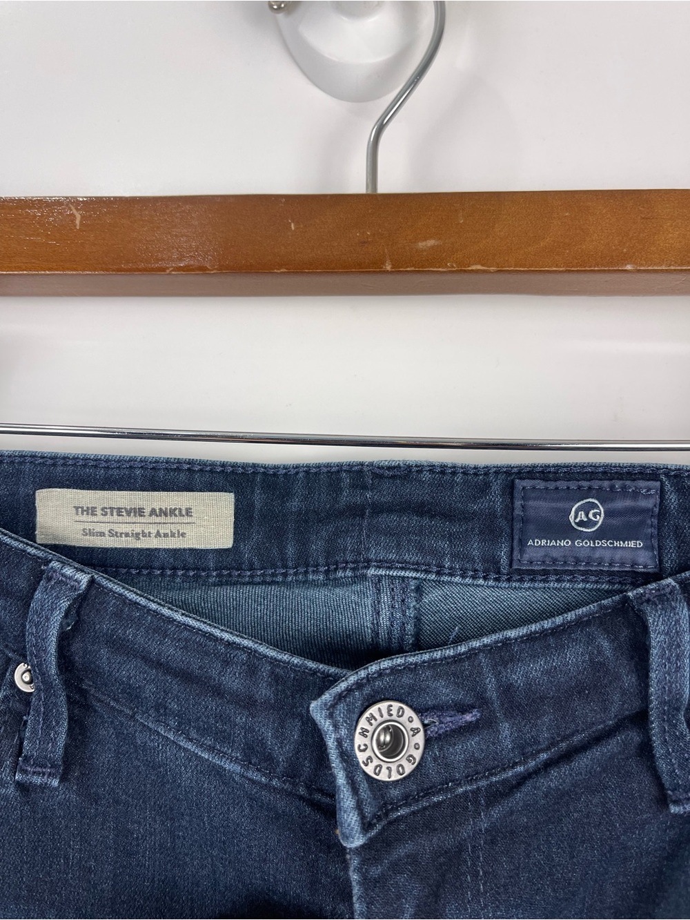 AG Jeans The Stevie Ankle Slim Straight Jeans Women’s Size 31R Dark Wash Blue - Picture 4 of 8